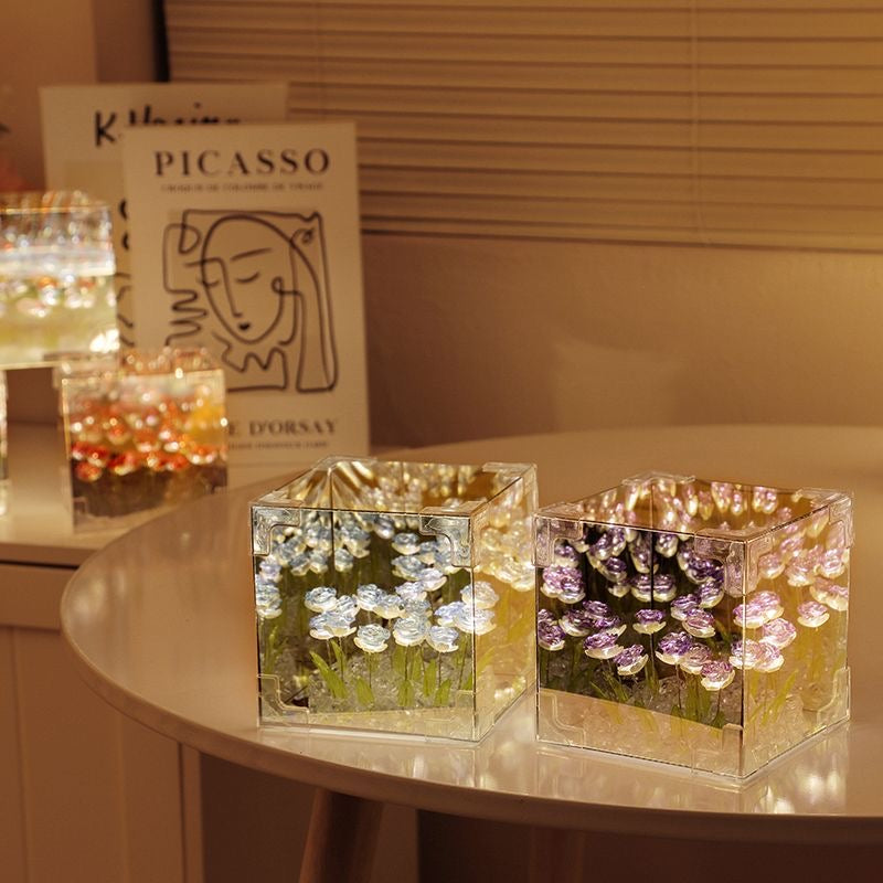 CUBO DE ROSAS ETERNAS PARA ARMAR: UN REGALO INOLVIDABLE (10 X 10 CM )