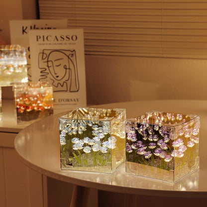 CUBO DE ROSAS ETERNAS PARA ARMAR: UN REGALO INOLVIDABLE (10 X 10 CM )