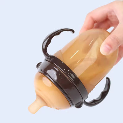 Tetero en silicona con chupo forma pezón